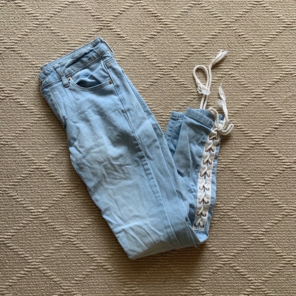 Jeans with rope detail